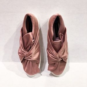Blush Bow Slip On Shoe